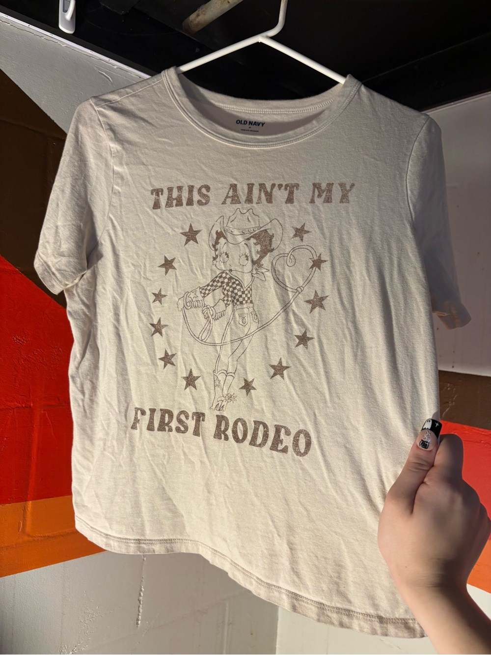 Old Navy Cream Graphic Tee with Brown Betty Boop Rodeo Print